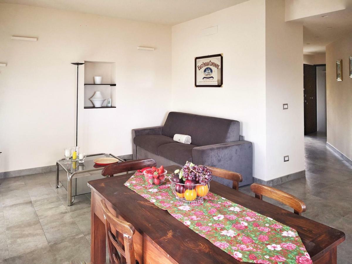 Appartamento Deluxe Con Terrazza Sul Mare Savona Exterior photo