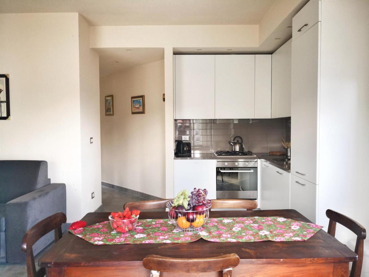 Appartamento Deluxe Con Terrazza Sul Mare Savona Exterior photo